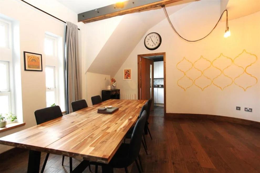 Large New-York Style Penthouse Apartment In Leeds City Centre With Contactless Check In Exterior photo