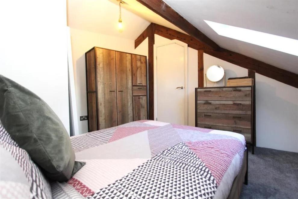 Large New-York Style Penthouse Apartment In Leeds City Centre With Contactless Check In Exterior photo